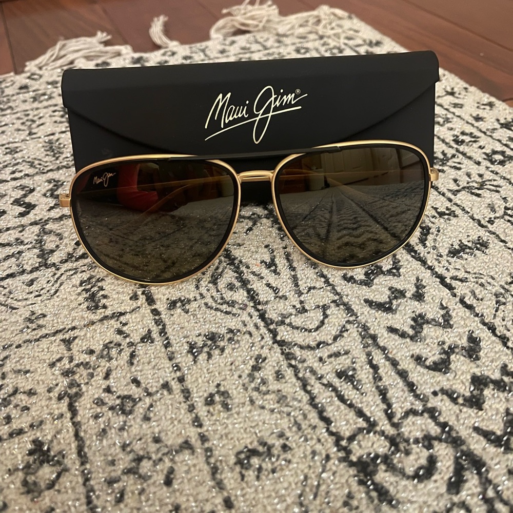 Maui Jim Fair Winds - Gold Sunglasses